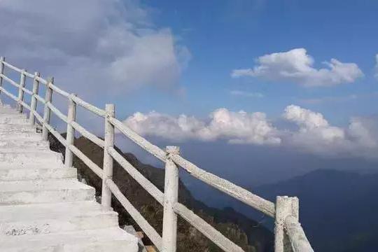 脚尖下的刺激!广东省内这10座玻璃栈道,你敢去挑战吗?