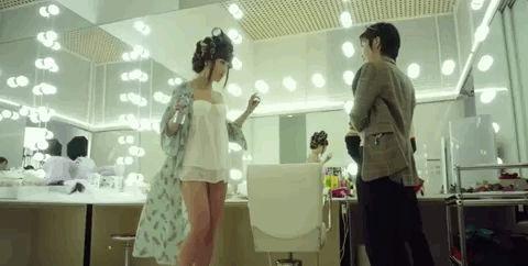 33岁吸毒10年，丈夫同房需付费？一代国民女神是如何毁掉自己的