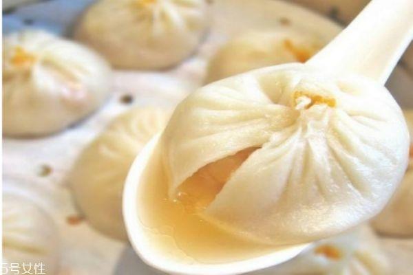 什么是四季美汤包呢 四季美汤包有什么营养价值呢 什么是四季美汤包呢 四季美汤包有什么营养价值呢