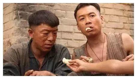 他把黄渤带红,自己却进了两次监狱,出狱后,黄渤的做法让人佩服