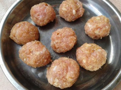 ​肉丸子怎么做不会散？让肉丸吃起来更美味的秘诀在这里