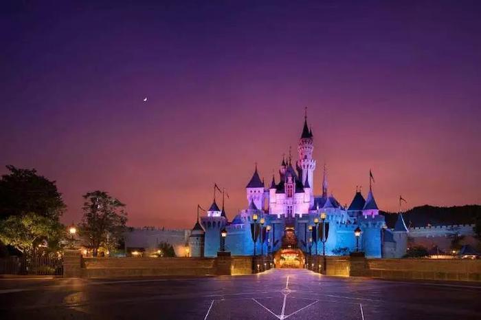 世界六大迪士尼乐园：第三被称为永远建不完，第四平均每年亏1亿