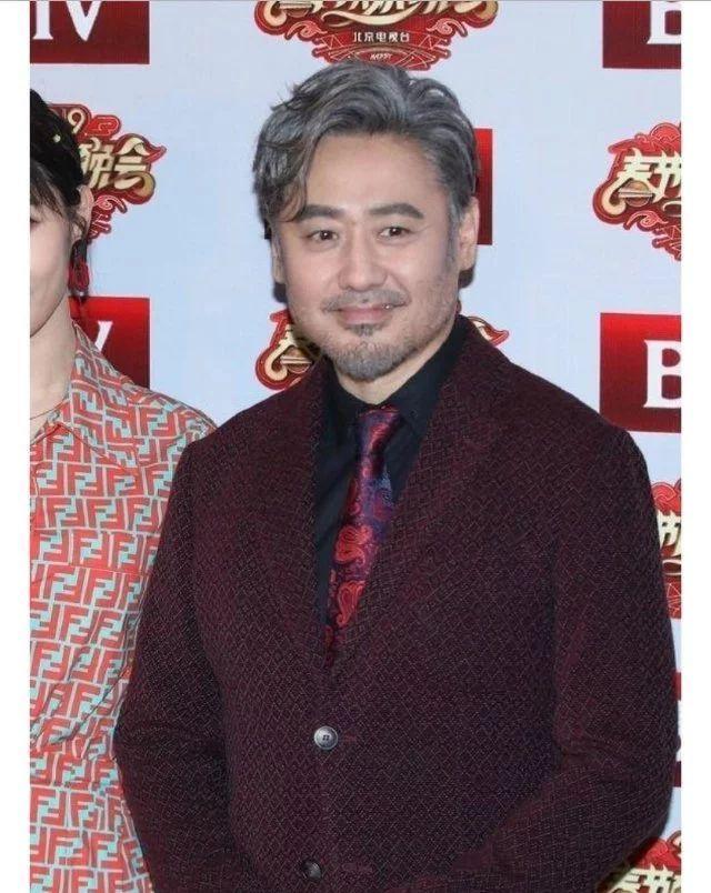 吴秀波主持北京春晚现场照曝光，节目已录完，或将重录