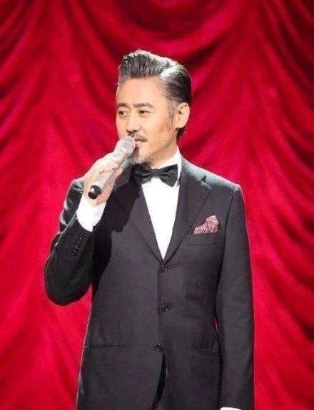 吴秀波主持北京春晚现场照曝光，节目已录完，或将重录