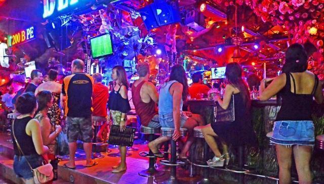 夜店、夜总会和酒吧傻傻分不清, 三者有何区别 别去错了
