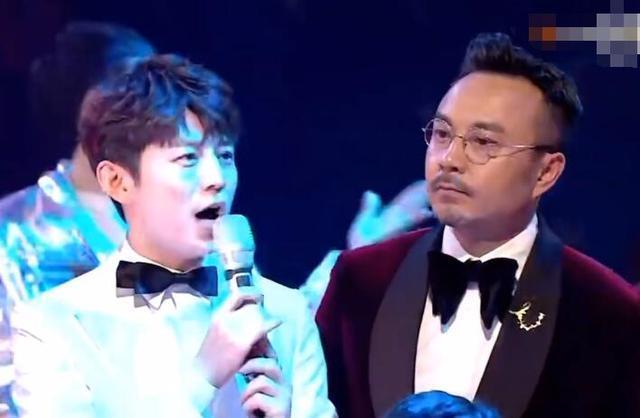 张杰微博力挺谢娜, 发文澄清“谢娜 尬”, 网友: 心疼背锅的娜娜