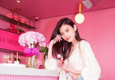 ​身高同为178cm，当杜鹃遇上奚梦瑶，才知道超模与模特的区别