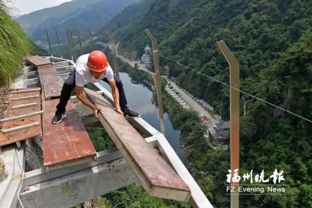 不用去张家界，福州人有自己的玻璃栈道啦！约吗？