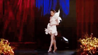 ​“俄版刘亦菲”七年两嫁豪门，拿下LV、Prada：战斗民族专出仙女