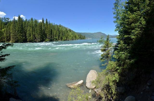 “人间天堂”——喀纳斯,随便一处风景也能足够惊艳你的眼!