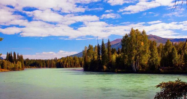 “人间天堂”——喀纳斯,随便一处风景也能足够惊艳你的眼!