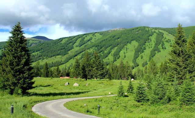 “人间天堂”——喀纳斯,随便一处风景也能足够惊艳你的眼!