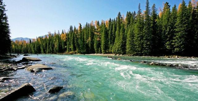 “人间天堂”——喀纳斯,随便一处风景也能足够惊艳你的眼!