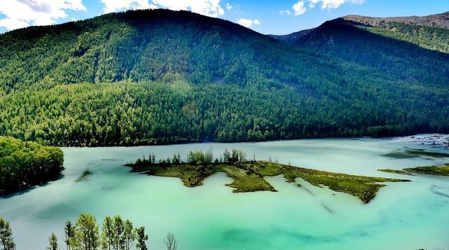 “人间天堂”——喀纳斯,随便一处风景也能足够惊艳你的眼!