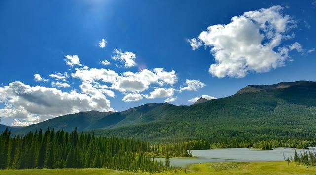 “人间天堂”——喀纳斯,随便一处风景也能足够惊艳你的眼!