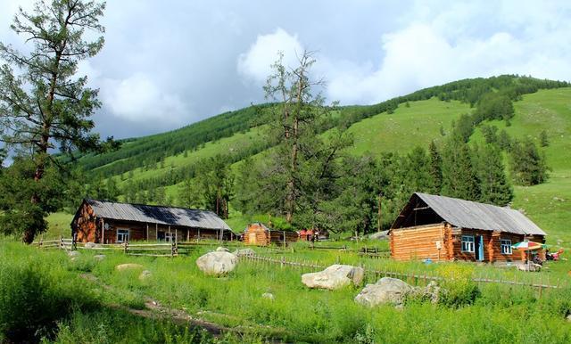 “人间天堂”——喀纳斯,随便一处风景也能足够惊艳你的眼!