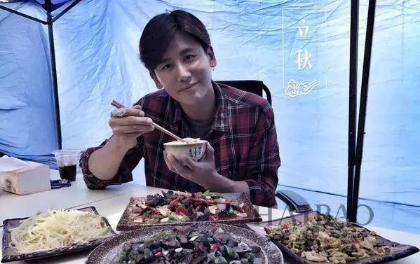 你们的38岁女神秋瓷炫怀孕啦,前半生命运坎坷,现在被老公宠上天