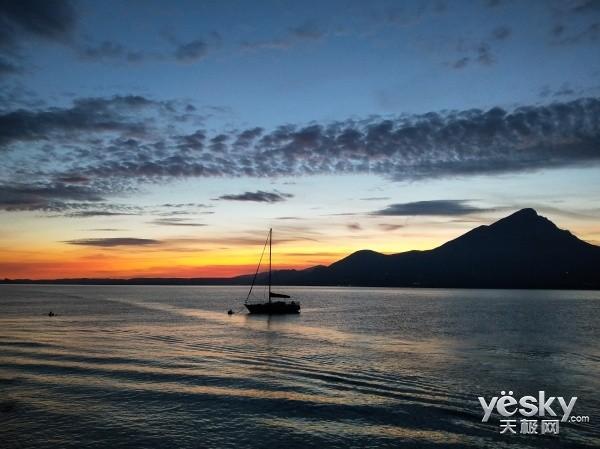 6.4寸全面屏游戏更爽 OPPO R11s Plus评测体验