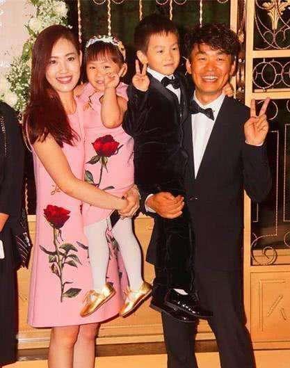 马蓉再婚,新男友照片曝光,还没有王宝强好看