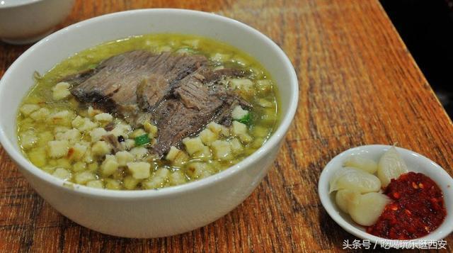 羊肉泡馍吃法竟然有这么多种!不看你就out了!