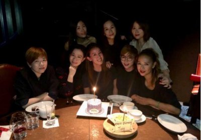 ​演员梁靖琪庆生，TVB昔日小花齐聚一堂，佘诗曼高颜值抢镜