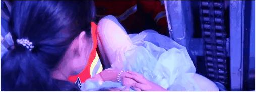 漳州:儿童舞蹈海选现场舞台突然坍塌!致1死15伤!初查原因为…