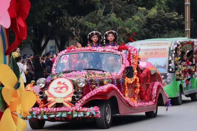 “漂荡”在崇山峡谷间的“长街宴”