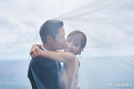 不怕相差二十几岁，郑嘉颖陈凯琳婚礼超豪华，女方身价15亿