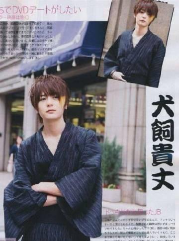 日本新综艺刷新尺度,明星与素人同居还睡一张床!网友:无法理解