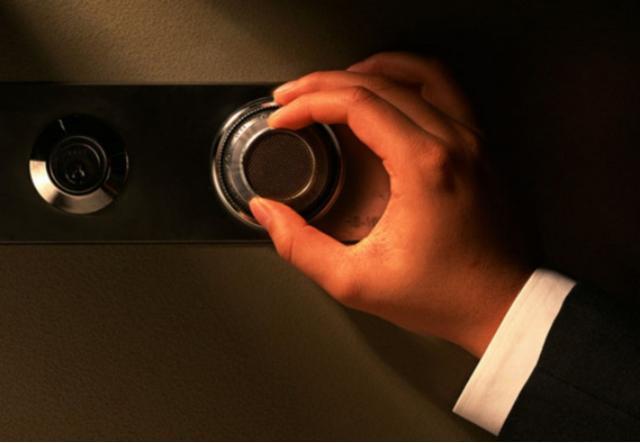 “山西贼王”王彦青，首次被捕挖地道越狱，逃出后成杀手害死16人