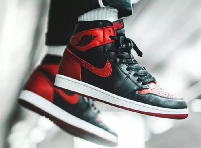 比肩大魔王！黑红禁穿AJ1年底复刻！