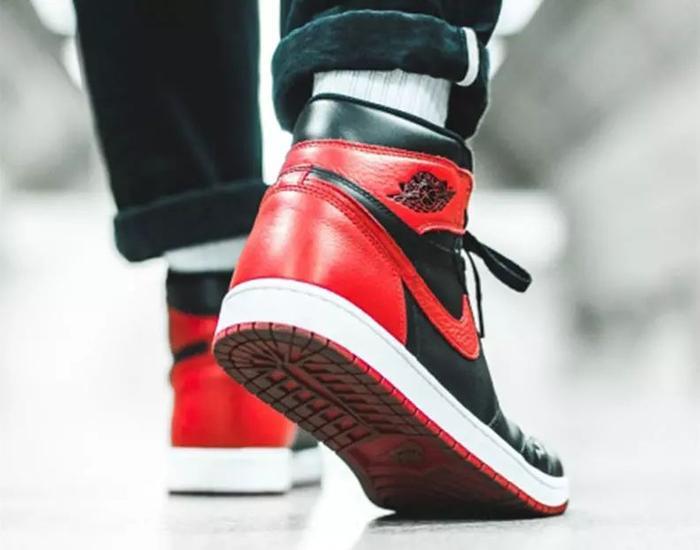 比肩大魔王！黑红禁穿AJ1年底复刻！