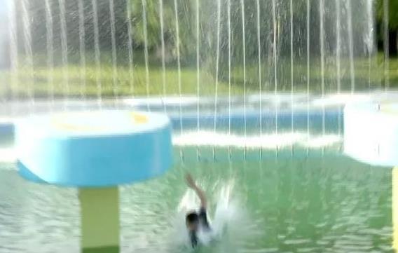 看到她，周瑞害羞得不知所措！方斌帅气地耍起大刀！