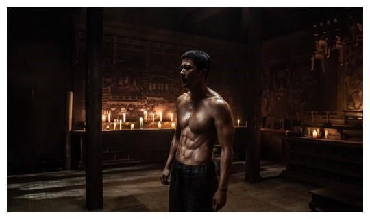 孙泰英晒老公权相宇健身照，43岁身材依旧健硕，网友：妈妈的男神