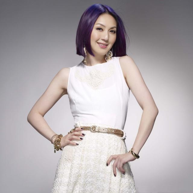 穿透力太强，张靓颖乱入杨千嬅演唱会，粉丝的喊话吓到众人