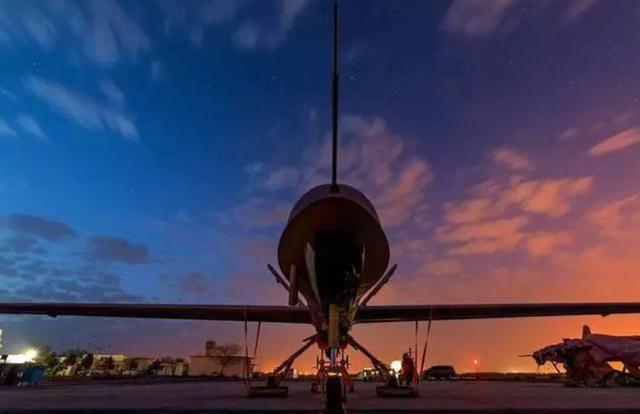 彩虹5无人机“黑科技”加持，没有水平尾翼也能飞 留空时间35小时