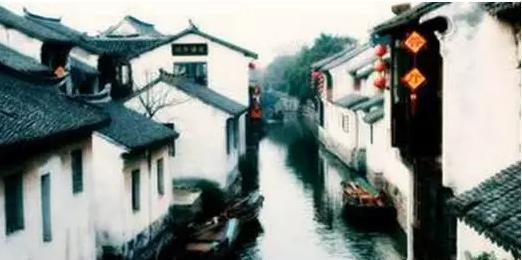 马云价值上亿豪宅曝光，专门有房间放翡翠