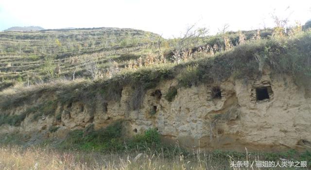 汶川深山里的石棺葬，里面埋葬的究竟是谁？