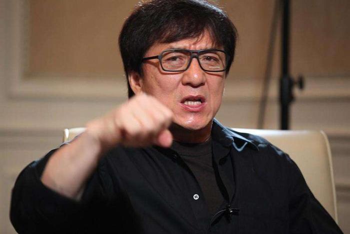 被成龙怒批的“小鲜肉”到底是谁？网友：肯定在这五位当中