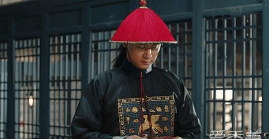 那年花开月正圆周莹的亲生父母是谁? 赵白石和周莹是兄妹吗?