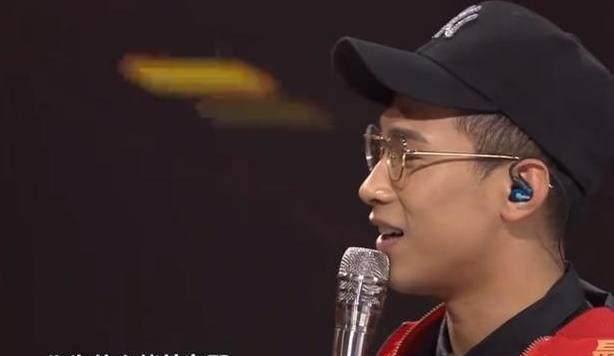 是谁给天佑的勇气？怒怼完杨幂又让Baby道歉！网友：作到头了