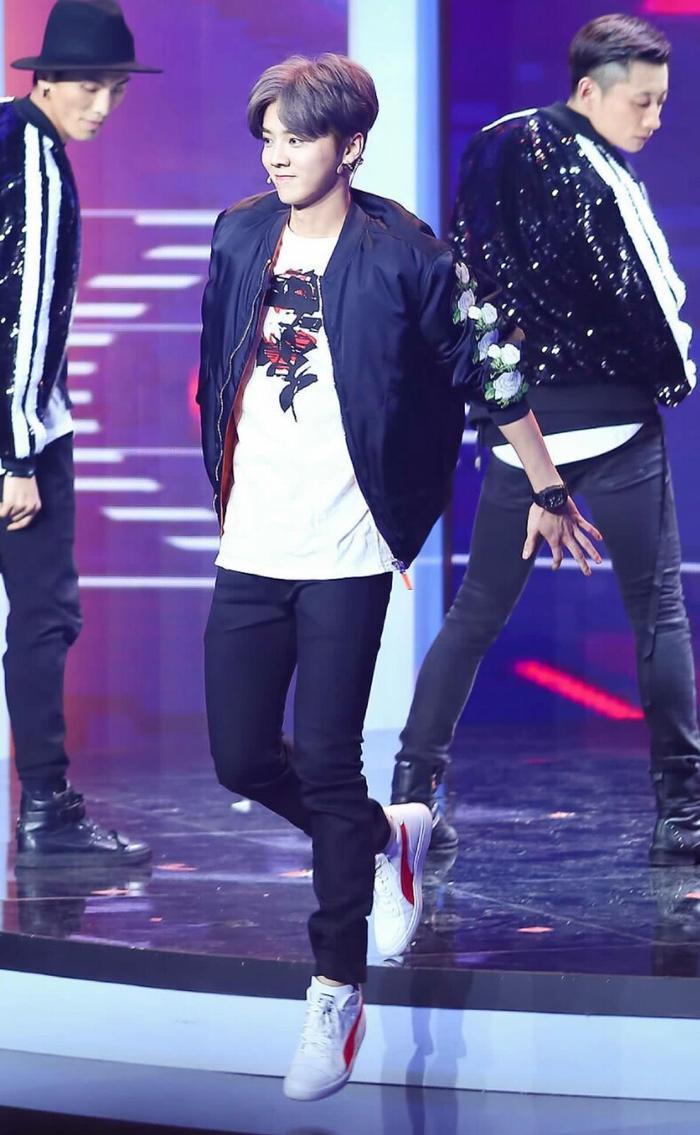 如今的鹿晗流量下降了？出现掉粉严重？到底是打了谁的脸