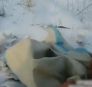 ​黑龙江一村民发现一个蛇皮袋，本以为是个“宝贝”，谁知却吓一跳