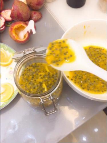 百香果柠檬蜂蜜茶制作分享,学会自己做起来!