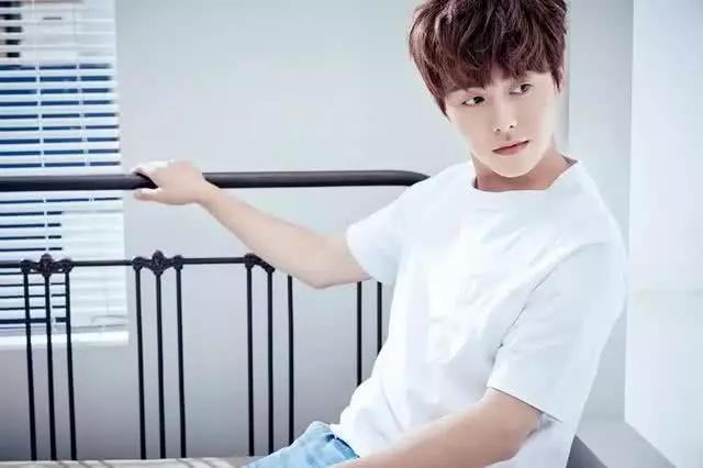 郑爽《悲伤逆流成河》改名，新改剧名差别大引吐槽，网友：凉凉