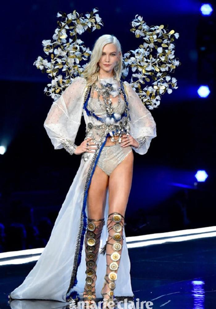 维密秀拥有“金翅膀”的超模小KK，现六年感情奔现，变伊万卡妯