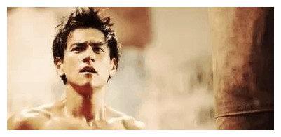 爱健身的男星:彭于晏黄晓明肌肉型男,盛一伦周杰伦深藏不露