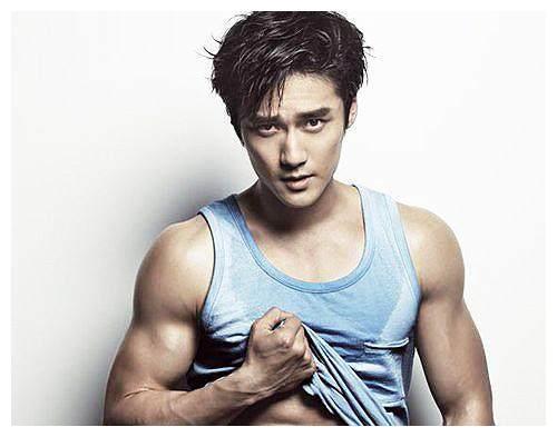 爱健身的男星:彭于晏黄晓明肌肉型男,盛一伦周杰伦深藏不露