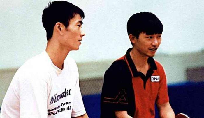 前国乒冠军阎森,曾因意外车祸无奈退役,而今生活很低调