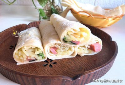 ​大年初三吃春饼，烙春饼冷水和面还是开水和面？1步做对了超柔软